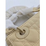 2025年6月5日入荷新作17CMx15CMx7CM  Lady Dior お安い/人気/革/バッグ/SY工場