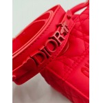 2025年6月5日入荷新作17CMx15CMx7CM  Lady Dior  お安い/人気/革/バッグ/SY工場