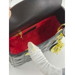 2025年6月5日入荷新作20CMx16.5CMx8CM  Lady Dior    お安い/人気/革/バッグ/SY工場