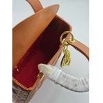 2025年6月5日入荷新作20CMx16.5CMx8CM  Lady Dior    お安い/人気/革/バッグ/SY工場