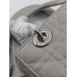 2025年6月5日入荷新作20CMx16.5CMx8CM  Lady Diorお安い/人気/革/バッグ/SY工場