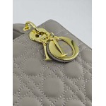 2025年6月5日入荷新作20CMx16.5CMx8CM  Lady Diorお安い/人気/革/バッグ/SY工場