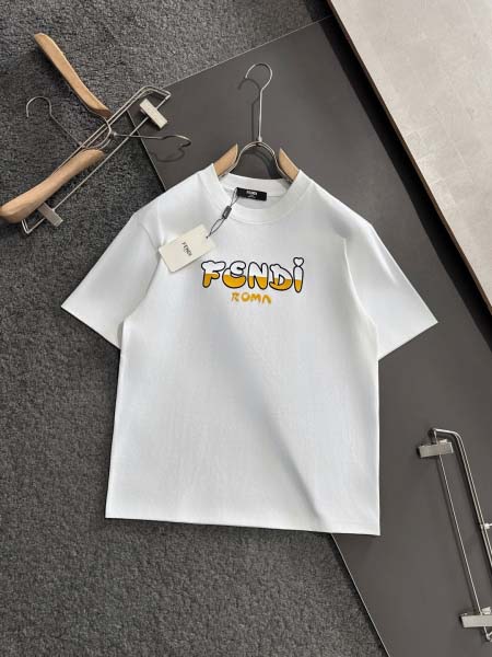 2025年6月6日入荷新作FENDI半袖 Tシャツ誕生日プレ...