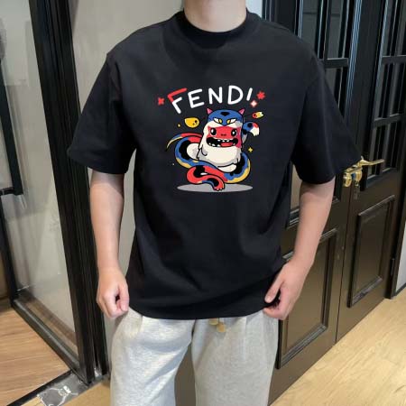 2025年6月6日入荷新作FENDI半袖 Tシャツ誕生日プレ...