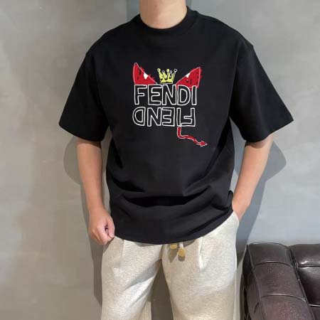 2025年6月6日入荷新作FENDI半袖 Tシャツ誕生日プレ...