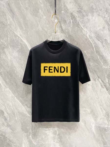 2025年6月6日入荷新作FENDI半袖 Tシャツ誕生日プレ...