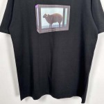 2025年6月13日入荷新作T SUPREME SS25 DAMIEN HIRST  BLACK SHEEP TEE Tee S- XL誕生日プレゼント/男女兼用/高品質/正規品と同じ人気/16工場
