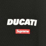 2025年6月13日入荷新作SUPREME X DUCATI SS24  LOGO TEE T  S-XL    誕生日プレゼント/男女兼用/高品質/正規品と同じ人気/16工場