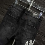 2025年6月16日入荷新作Amiriジーパン高品質/人気/限定版/off工場