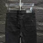 2025年6月16日入荷新作Amiriジーパン高品質/人気/限定版/off工場