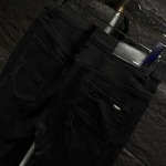 2025年6月16日入荷新作Amiriジーパン高品質/人気/限定版/off工場