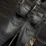 2025年6月16日入荷新作Amiriジーパン高品質/人気/限定版/off工場