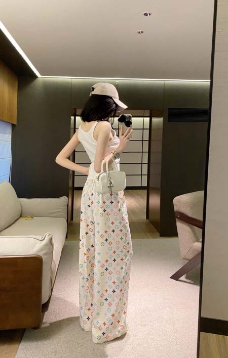 2025年6月16日入荷春夏新作Louis Vuittonワ...