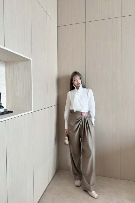 2025年6月18日入荷春夏新作LOEWEズボンファッション...