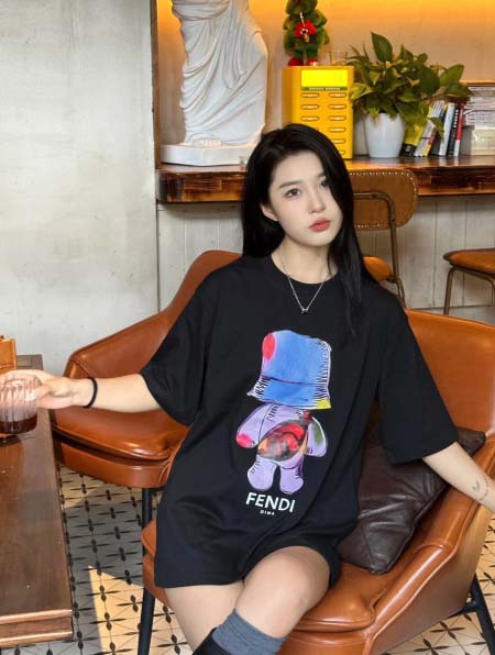 2025年6月20日入荷新作FENDI 半袖 Tシャツ★人気...