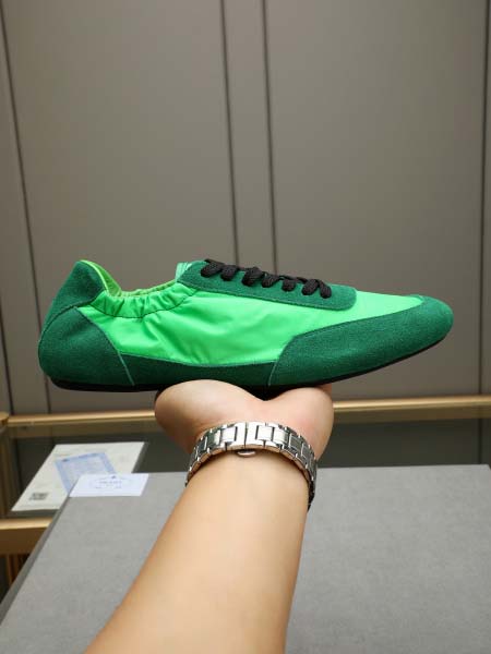 2025年6月20日入荷新品Pradaカジュアルシューズ/ス...