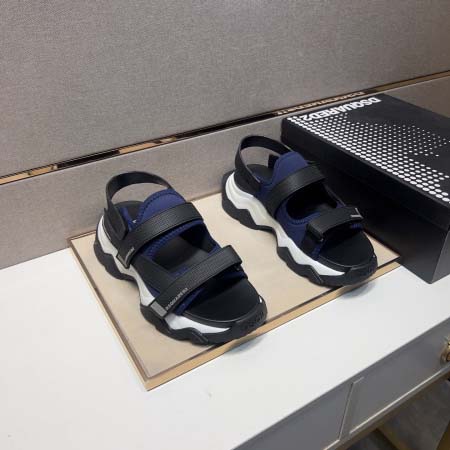 2025年6月20日入荷新品Dsquared2カジュアルシュ...