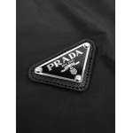 2025年6月24日入荷新作Prada半ズボン 原版復刻人気で【极品】/正規品と同じサイズ/YGY工場