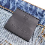 2025年6月24日入荷新作Givenchyジーパン 原版復刻人気で【极品】/正規品と同じサイズ/YGY工場