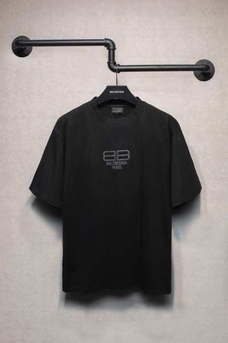 2025年6月26日入荷新作Balenciaga半袖 tシャ...
