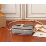 2025年6月26日入荷Louis Vuitton バッグPochette Mtis East West Monogram S-lock 2024 S-lock :M12429:21.5CMx13.5CMx6CM 高品質人気の新作/誕生日プ