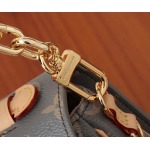 2025年6月26日入荷Louis Vuitton バッグPochette Mtis East West Monogram S-lock 2024 S-lock :M12429:21.5CMx13.5CMx6CM 高品質人気の新作/誕生日プ