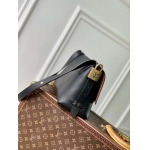 2025年6月26日入荷Louis Vuitton バッグ Monogram:M13148:30CMx18CMx12CM 高品質人気の新作/誕生日プレゼント/SQ工場