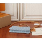 2025年6月26日入荷Louis Vuitton バッグLiv PochetteMonogram:M83532:24.5CMx13.5CMx6.5CM 高品質人気の新作/誕生日プレゼント/SQ工場