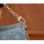 2025年6月26日入荷Louis Vuitton バッグLiv PochetteMonogram:M83532:24.5CMx13.5CMx6.5CM 高品質人気の新作/誕生日プレゼント/SQ工場