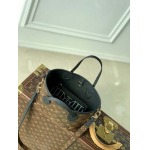 2025年6月26日入荷Louis Vuitton バッグNeverfull Bandoulire Inside Out BB Monogram :M12099:24CMx14CMx9CM 高品質人気の新作/誕生日プレゼント/SQ工場