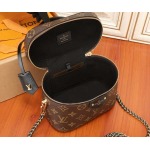 2025年6月26日入荷Louis Vuitton バッグVanity Chain Pouch Monogram LV Monogram :M47128:19CMx13CMx11CM 高品質人気の新作/誕生日プレゼント/SQ工場