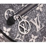 2025年6月26日入荷Louis Vuitton バッグLoop Monogram 2023 Cruise LV Circle:M21752:23CMx13CMx6CM 高品質人気の新作/誕生日プレゼント/SQ工場