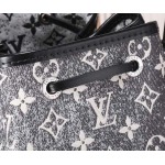 2025年6月26日入荷Louis Vuitton バッグPetit No Monogram D :M21461:25CMx28.5CMx20CM 高品質人気の新作/誕生日プレゼント/SQ工場