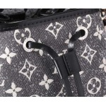 2025年6月26日入荷Louis Vuitton バッグPetit No Monogram D :M21461:25CMx28.5CMx20CM 高品質人気の新作/誕生日プレゼント/SQ工場