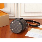 2025年6月26日入荷Louis Vuitton バッグCano Monogram No Cannes Monogram :M83480:14CMx20.5CMx14CM 高品質人気の新作/誕生日プレゼント/SQ工場