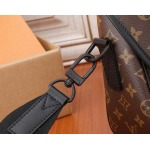 2025年6月26日入荷Louis Vuitton バッグLV Trail Monogram Macassar  :M46972:31CMx22CMx11CM 高品質人気の新作/誕生日プレゼント/SQ工場