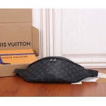 2025年6月26日入荷Louis Vuitton バッグDiscoveryMonogram EclipseMonogram Eclipse:M44336:47CMx20CMx9CM 高品質人気の新作/誕生日プレゼント/SQ工場