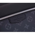 2025年6月26日入荷Louis Vuitton バッグTaga Monogram 2019 Outdoor Taga Monogram Eclipse :M30233:29.5CMx20CMx10.5CM 高品質人気の新作/誕生日プレゼ