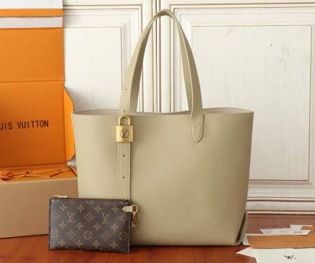 2025年6月26日入荷Louis Vuitton バッグ ...
