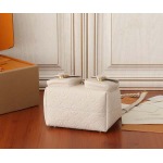 2025年6月26日入荷Louis Vuitton バッグ Backup Monogram Empreinte  :M47106:20CMx22CMx14CM 高品質人気の新作/誕生日プレゼント/SQ工場