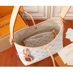 2025年6月26日入荷Louis Vuitton バッグCarryAll Nautical Monogram  :M24707:29CMx24CMx12CM 高品質人気の新作/誕生日プレゼント/SQ工場