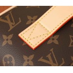 2025年6月26日入荷Louis Vuitton バッグ Toiletry Bag 2 Compartments Monogram Monogram :M11750:24CMx13CMx13CM 高品質人気の新作/誕生日プレゼント/SQ工