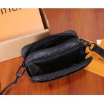 2025年6月26日入荷Louis Vuitton バッグ Neo Alpha Alpha Monogram Eclipse Monogram Eclipse D :M82542:11CMx18.5CMx6.5CM 高品質人気の新作/誕生日