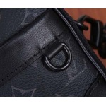 2025年6月26日入荷Louis Vuitton バッグ Neo Alpha Alpha Monogram Eclipse Monogram Eclipse D :M82542:11CMx18.5CMx6.5CM 高品質人気の新作/誕生日