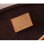 2025年6月26日入荷Louis Vuitton バッグ Mini Bumbag Monogram Monogram :M82335:17CMx12CMx9.5CM 高品質人気の新作/誕生日プレゼント/SQ工場