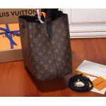 2025年6月26日入荷Louis Vuitton バッグ Gaston-Louis Vuitton 1932 NoNo Monogram :M44020:26CMx26CMx17.5CM 高品質人気の新作/誕生日プレゼント/SQ工場