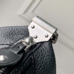 2025年6月26日Louis Vuitton バッグ LV Biker  2025  Nicolas Ghesquire  11 6.7 Sarah :M14700:38CMx15CMx15CM 高品質人気の新作/誕生日プレゼント/SQ工