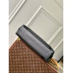 2025年6月26日Louis Vuitton バッグ LV Biker  2025  Nicolas Ghesquire  11 6.7 Sarah :M14700:38CMx15CMx15CM 高品質人気の新作/誕生日プレゼント/SQ工