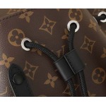 2025年6月26日Louis Vuitton バッグ Monogram Eclipse Reverse 2  iPad :M43735:38CMx44CMx12.5CM 高品質人気の新作/誕生日プレゼント/SQ工場