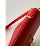 2025年6月26日Louis Vuitton バッグWallet On Chain Capucines  LV  Monogram Monogram :M12405:23CMx12CMx4CM 高品質人気の新作/誕生日プレゼント/SQ工場